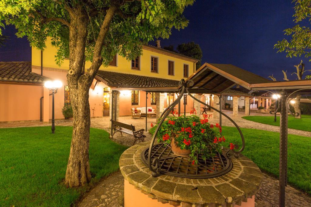 Corte Dei Tini Villa Vomano Экстерьер фото